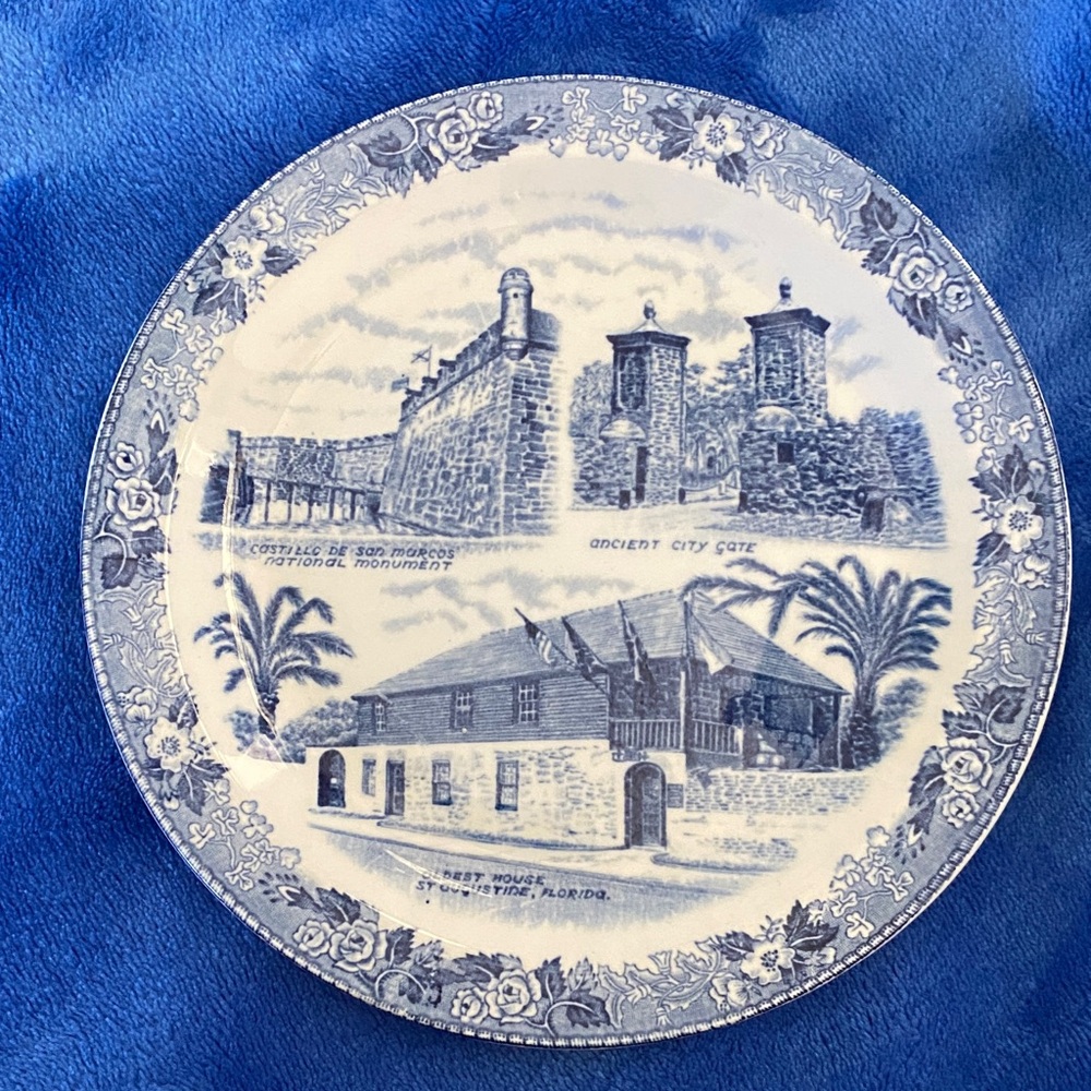Vintage souvenir plate, St. Augustine FL, by Alfred Meakin